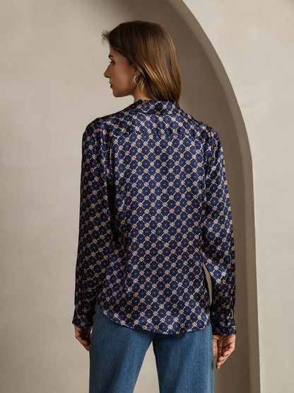 Camisa Elegante con Cuello de Seda